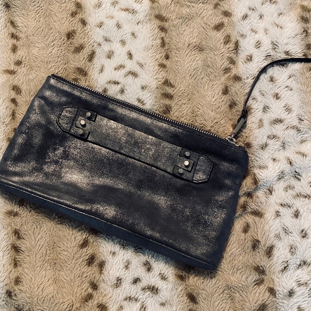 Clutch purse